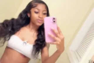 😍😘😗Young, beautiful woman open to new connections WHATSAPP 213-4 58-4523😍😇😜 - Image 2