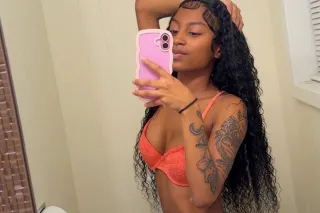 😍😘😗Young, beautiful woman open to new connections WHATSAPP 213-4 58-4523😍😇😜 - Image 3