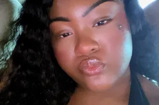 Obey the Allure 🖤👠 Elegance with Authority 🌹👑 - Image 3