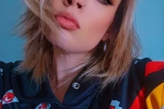 playful obedient girlfriend experience WHATsapp 334-4 01-6304 - Image 2