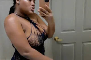 Breath Taking🤤💦 - Image 1