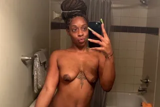 Your Favvorite Piece Of Chocolate💕💚 - Image 3